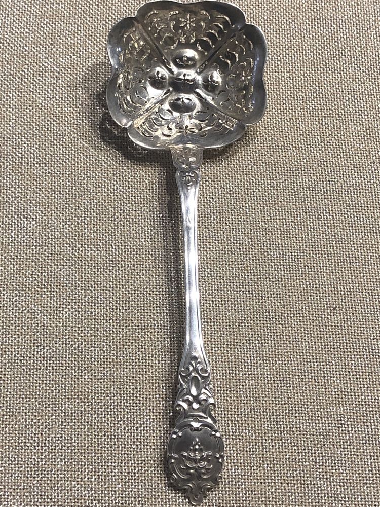 Łyżka srebrna przesiewowa Pr 950 Minerva - CHarles 1891 r