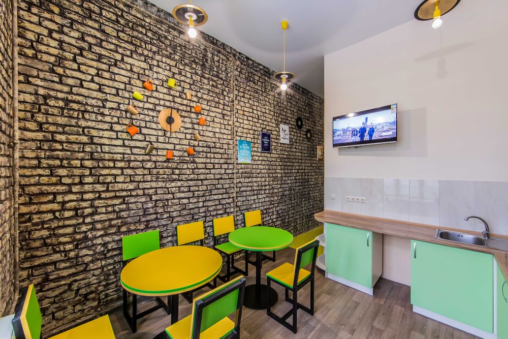 Подселение в 4х мест.комнату! Неделя 600 грн. Воздухофлотский пр.