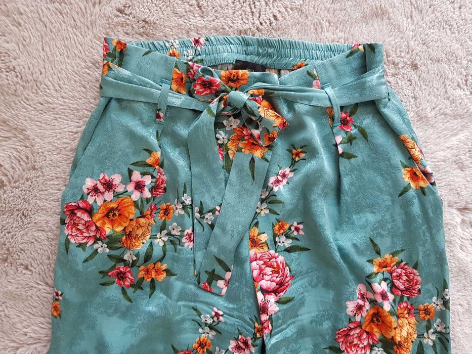 RIVER ISLAND Spodnie 7/8 100% Wiskoza Chinosy 36 S Kwiaty Wysoki stan