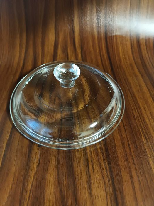 Крышка стеклянная небольшая