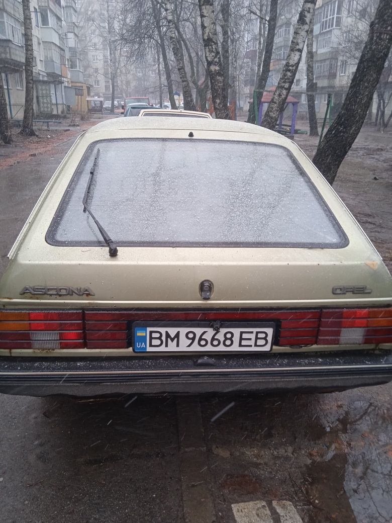 Opel Ascona 1.3 бензин