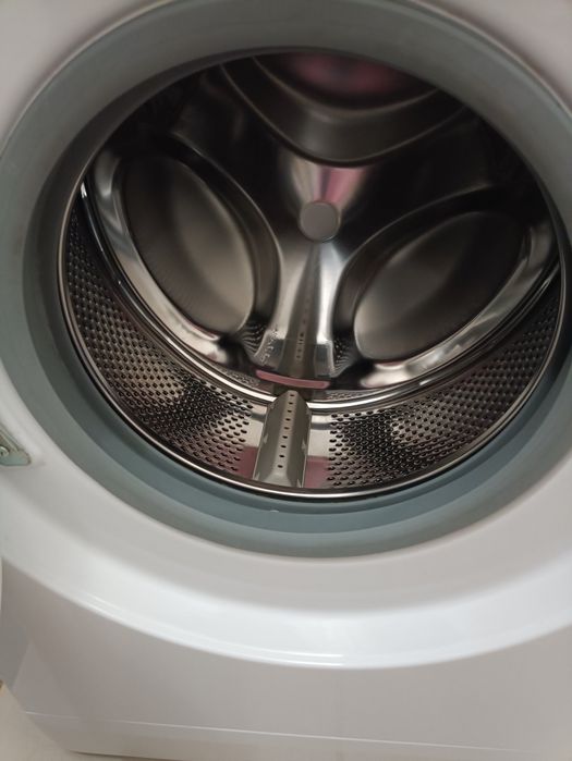 Продам стиральную машинку