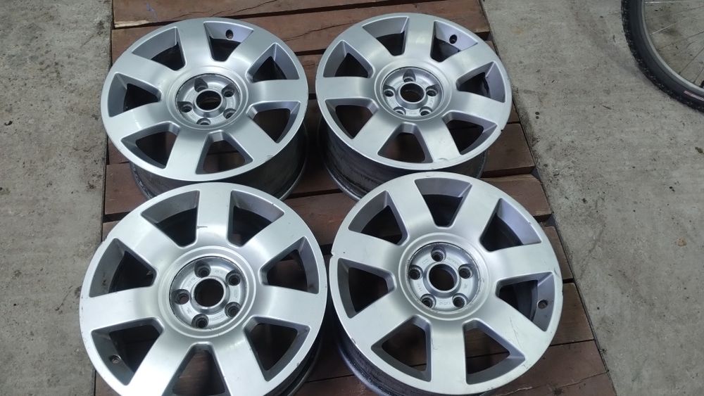 Felgi aluminiowe audi 17 , 5x112 , et 43