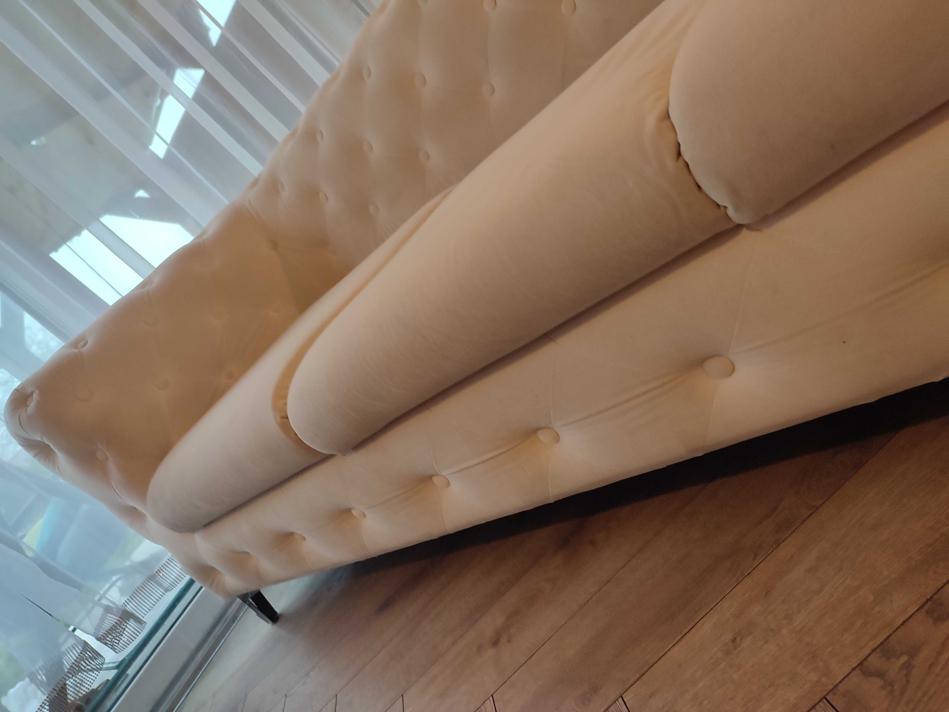 Sofy Chesterfield
