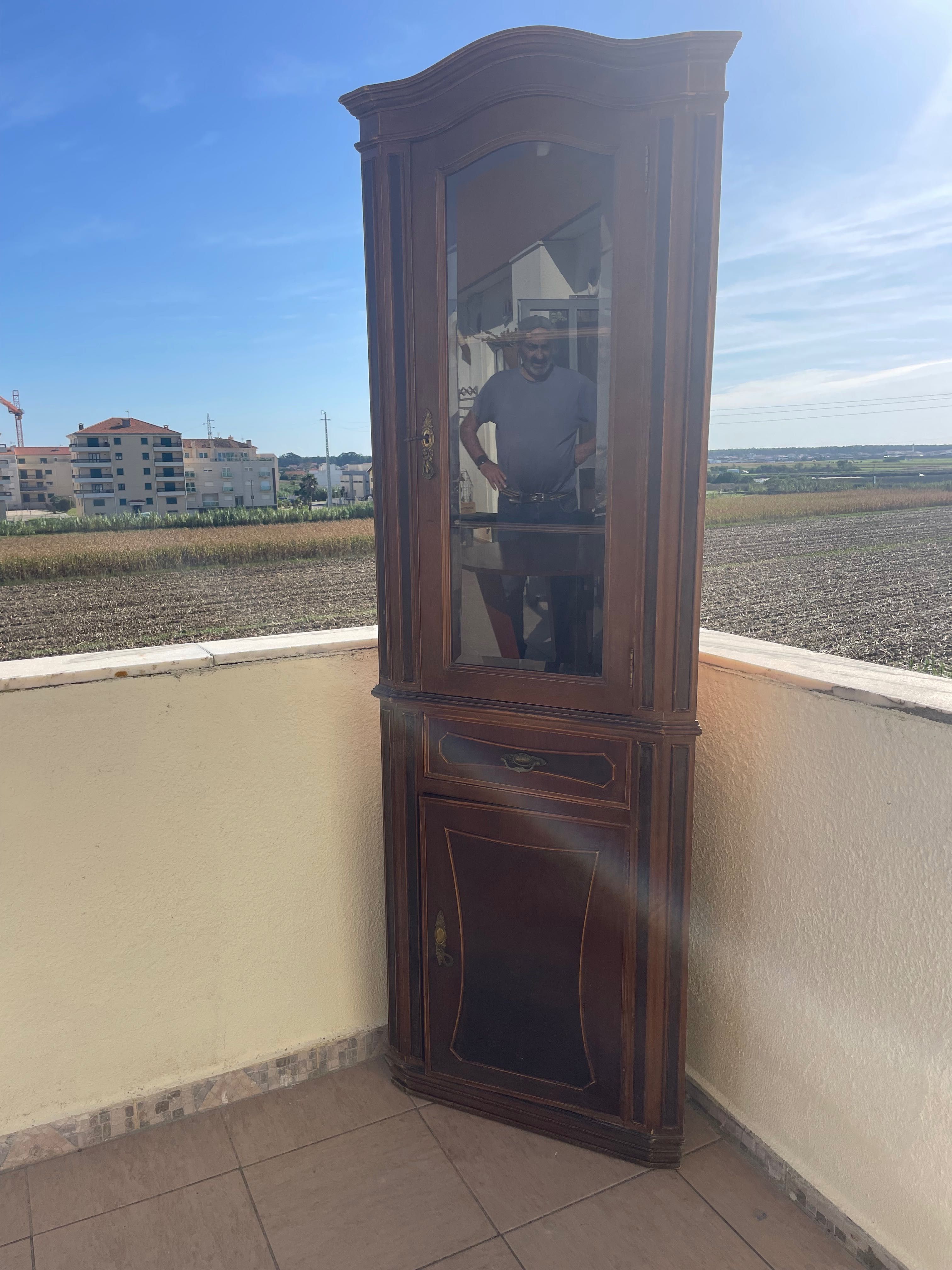 Móvel de canto madeira