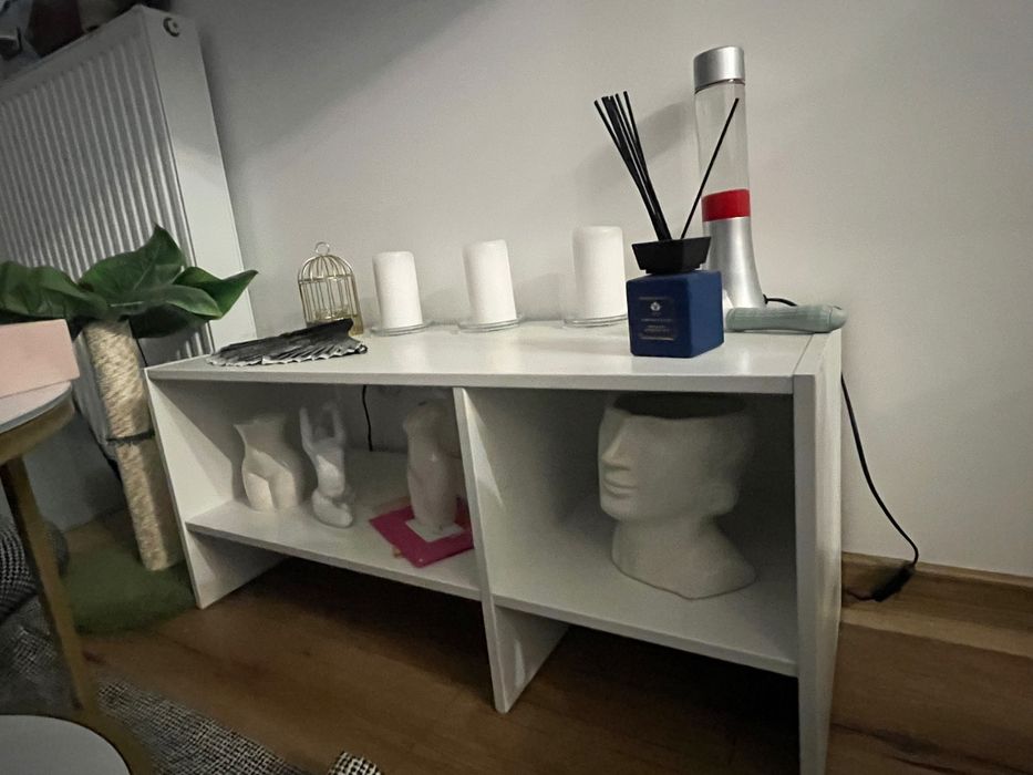 Mały mebel pod telewizor IKEA