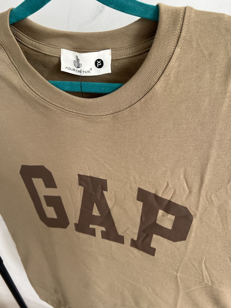 Футболка Yeezy Gap