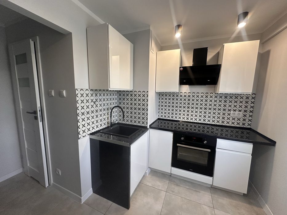 Nowoczesna kawalerka blisko centrum ul. Skrzyneckiego