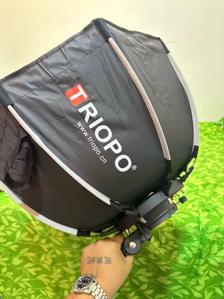 Софтбокс восьмиугольный 65 см под вспышку с сотами TRIOPO KX65-GRID