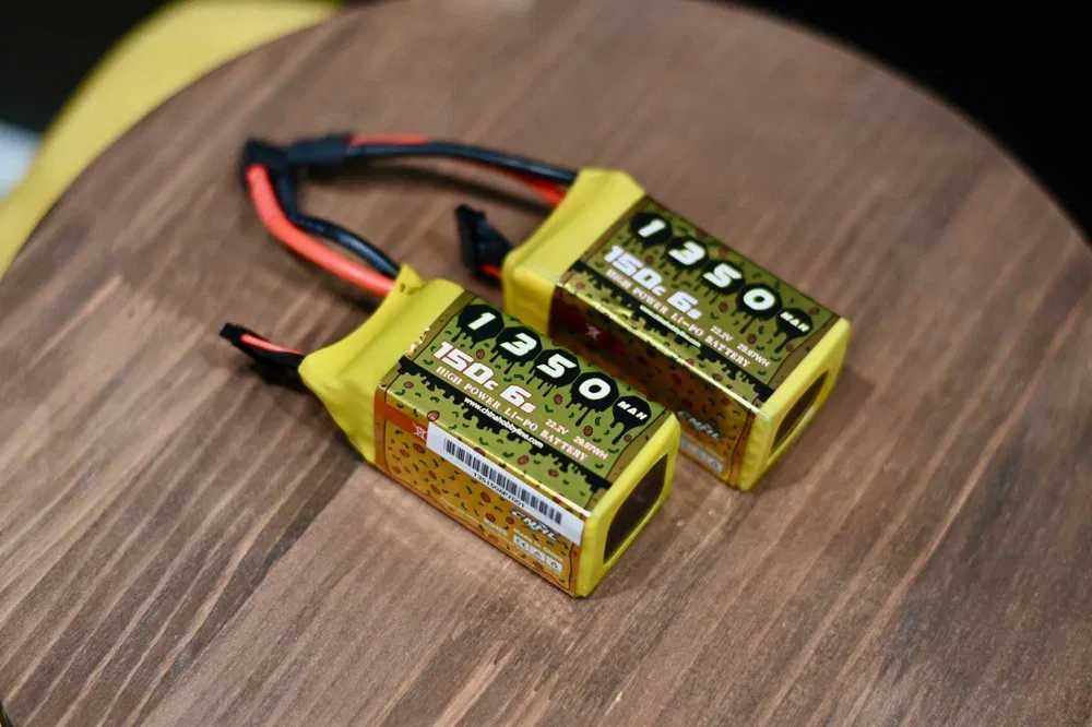 Bateria LiPo Akumulator CNHL 1350mAh 22.2V 6S 150C (Pizza Pro) XT60