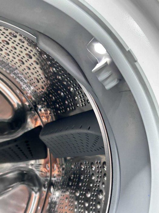 Пральна машина Siemens IQ700 Wm14VM90