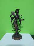 Estatueta antiga em bronze casa quarto apartamento vivenda carro.