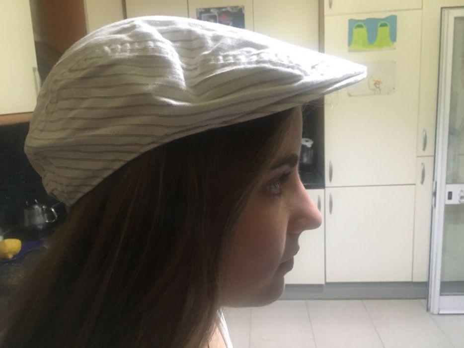 Boina unisexo em excelente estado