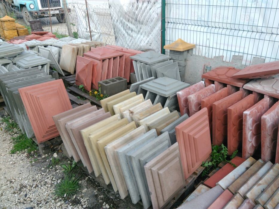 Парапети,шляпки,плитка,стовпчики