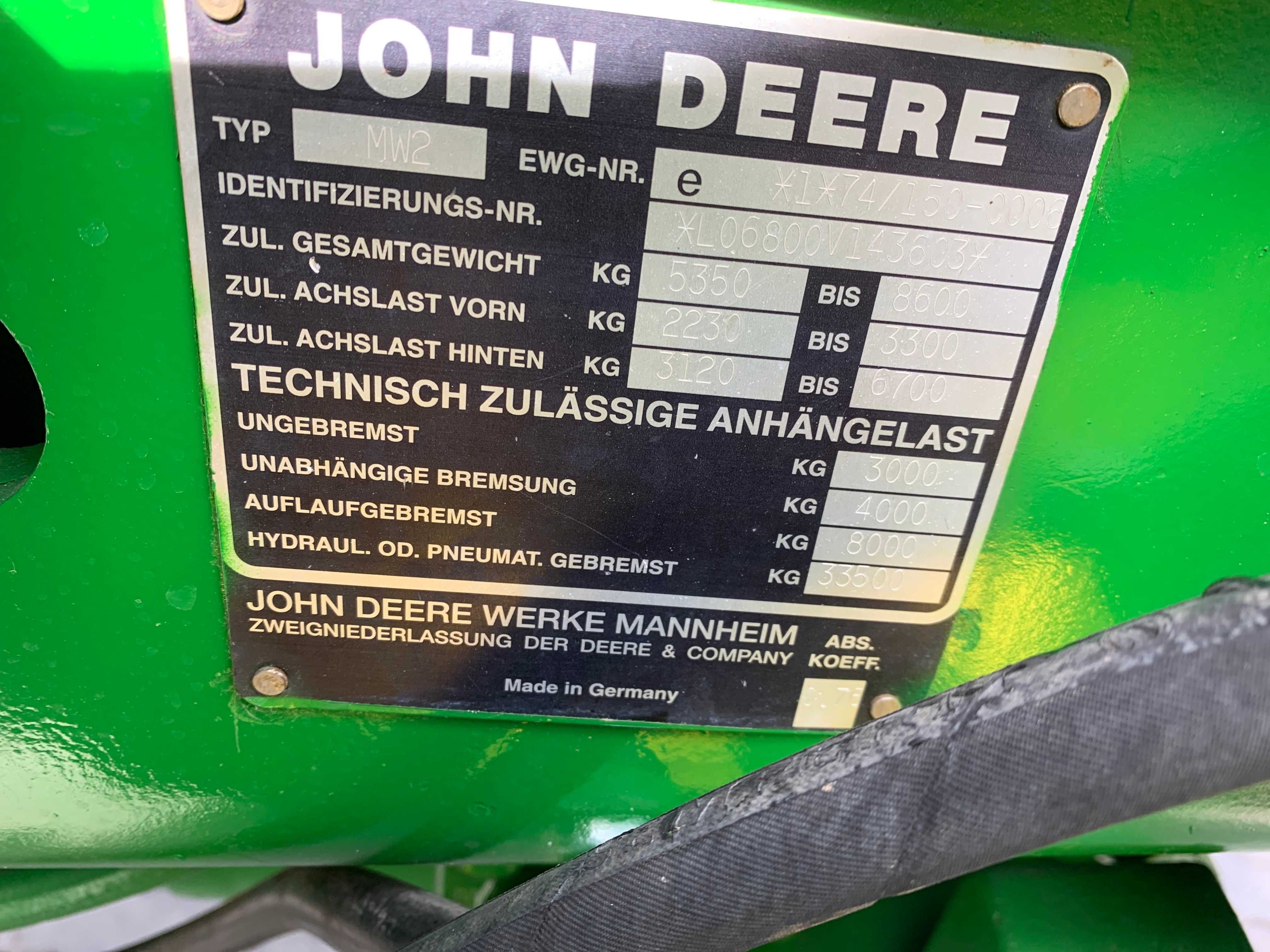 Трактор колісний JOHN DEERE 6800 120 к.с.