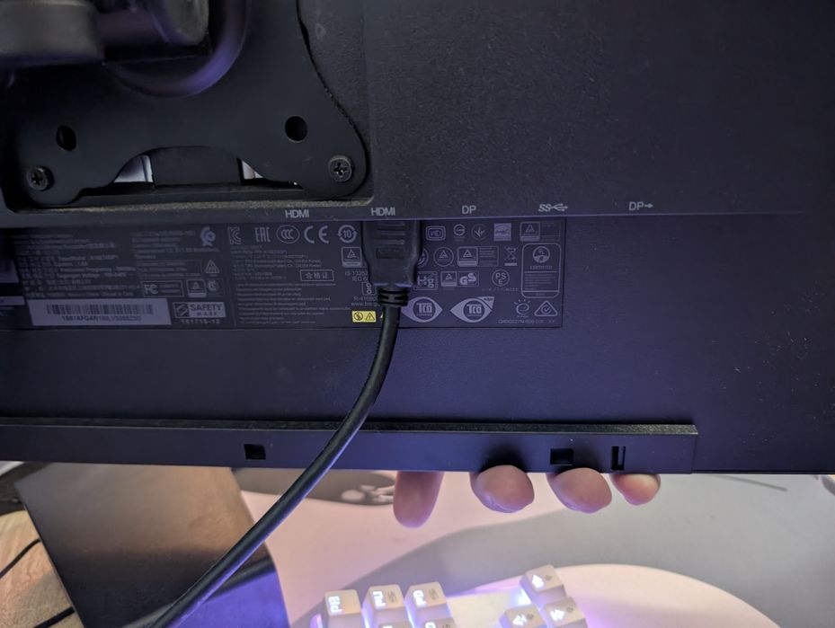Lenovo ThinkVision 27