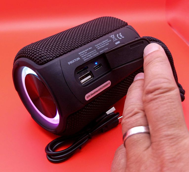 Coluna Portátil Prixton Beat Box Preto