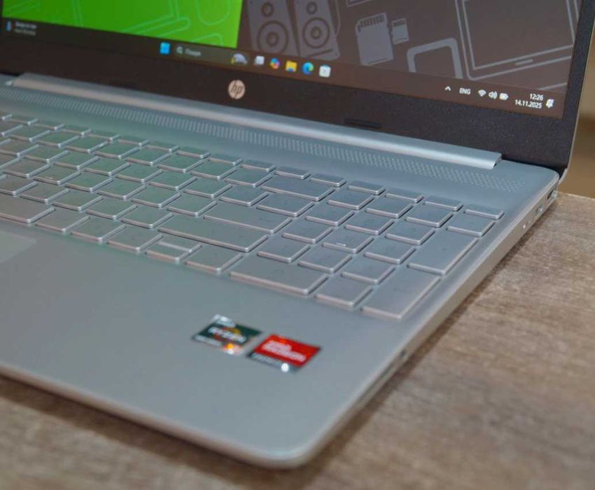 ГАРАНТІЯ HP (FullHD іPS/AMD Ryzen 3 5300U/RAM 8гб DDR4/SSD 512гб)TVOYO
