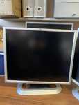 3 x monitor HP używany 2 x LP1965 1 x w19e