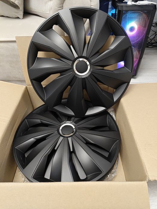 Kołpaki 16" Górecki nowe 4 szt