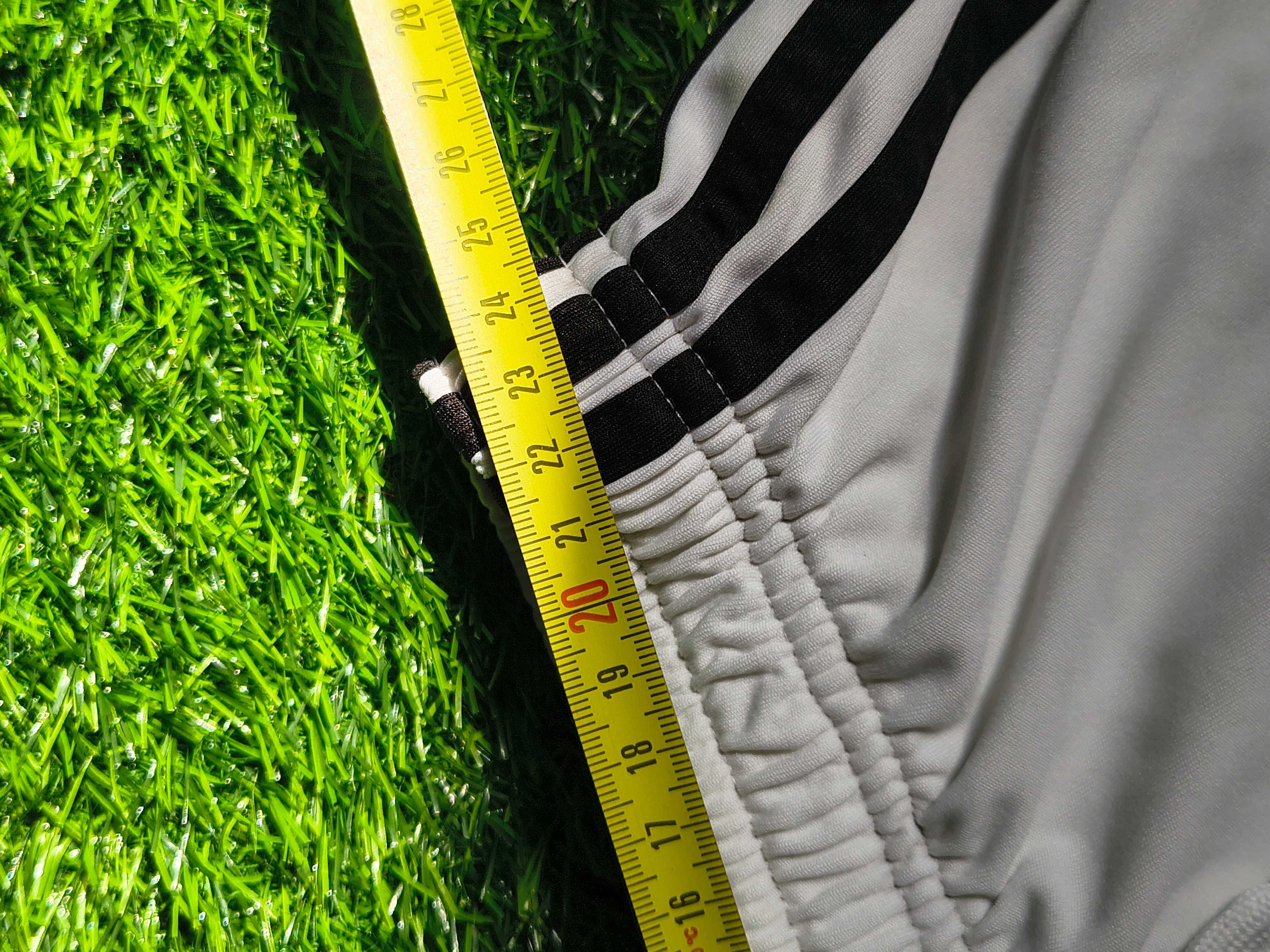 Spodenki adidas Manchester United 22/23 Domowe Junior - Biały rozm.140