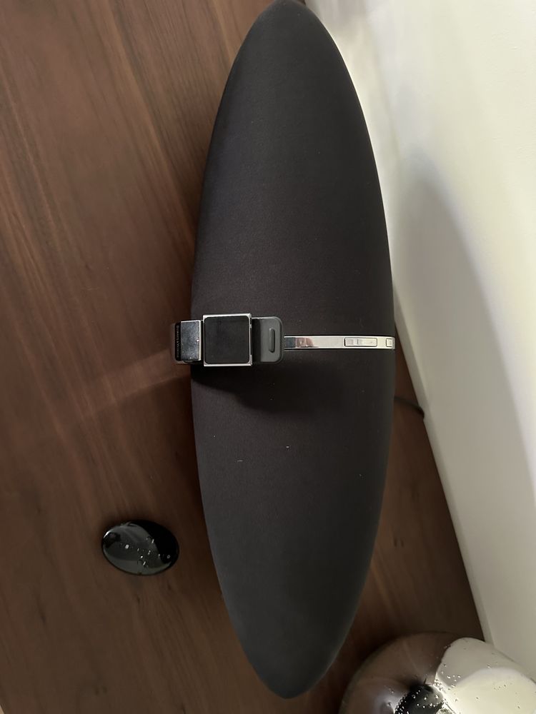 Conjunto coluna Bowers & Wilkins Zeppelin – Som Premium e ipod