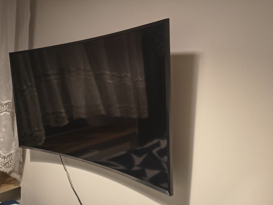 Telewizor Smart TV Samsung zakrzywiony 48 cali