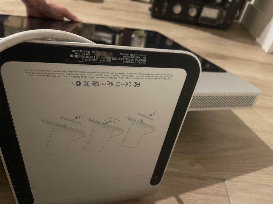 iMac Apple A1225 24” – Peça Clássica em Excelente Estado