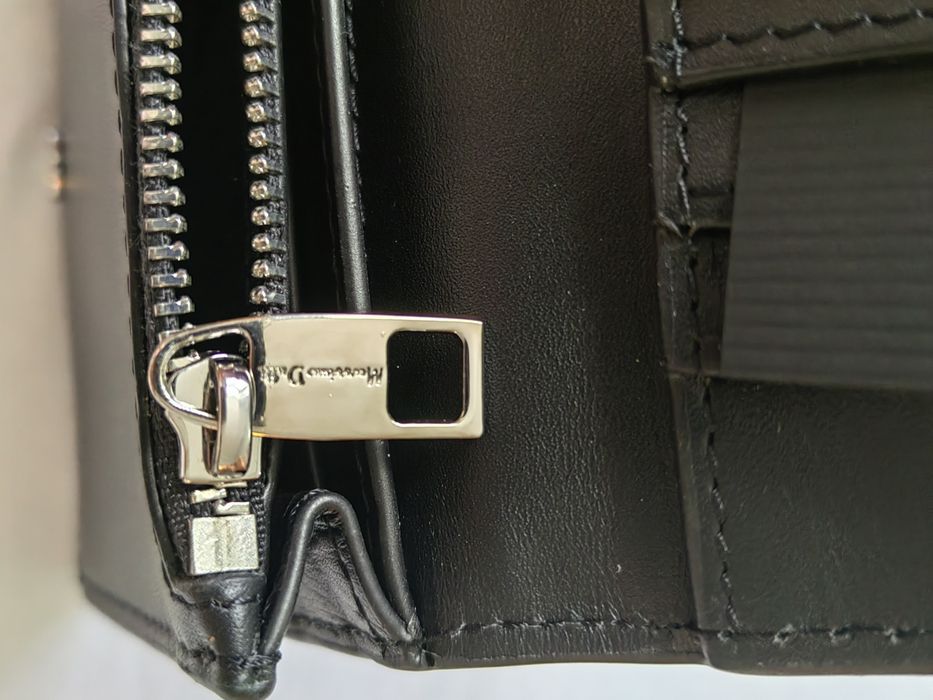 portfel Massimo dutti.
Nowy, wysyłka pocztą polsk