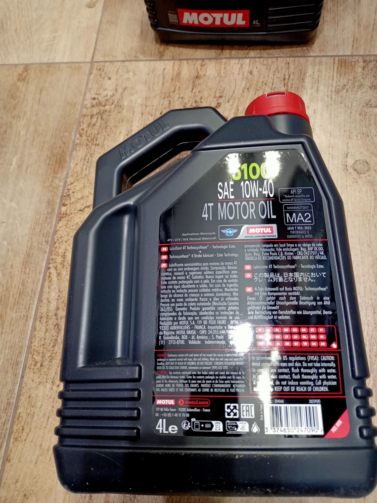 olej motocyklowy Motul 5100 10W40 4L MA2
