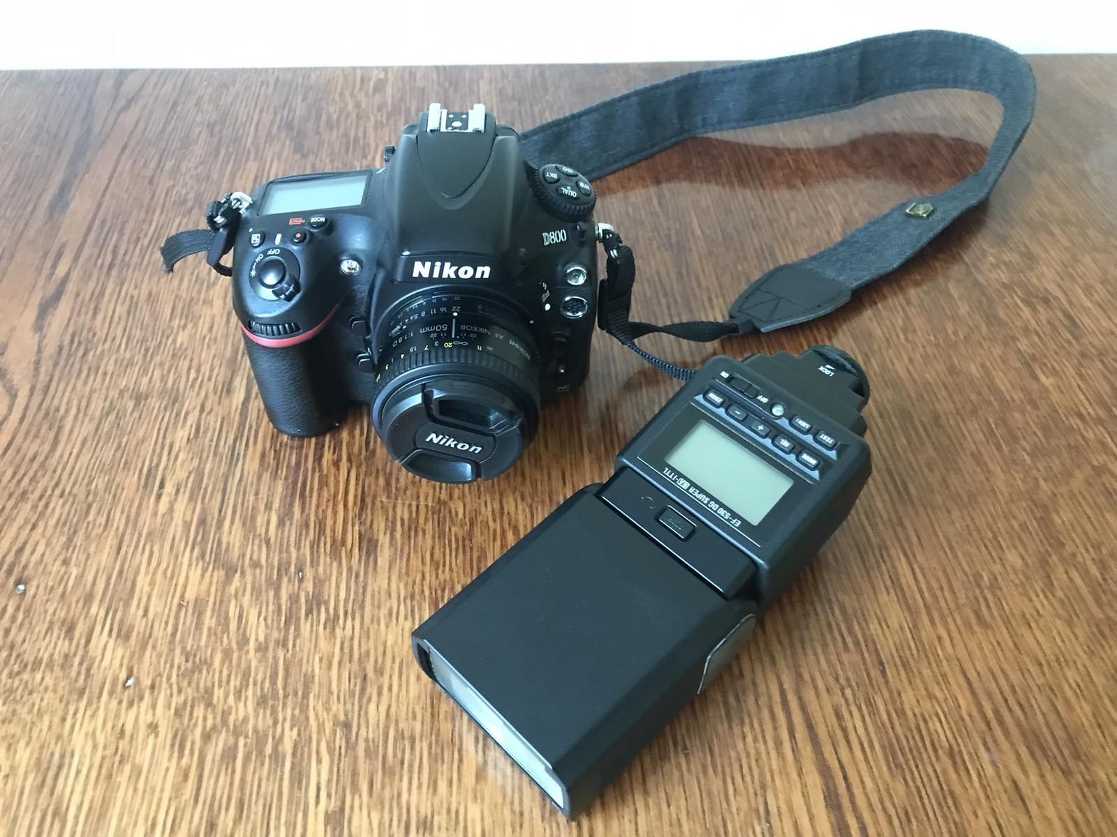 Продам Nikon D800