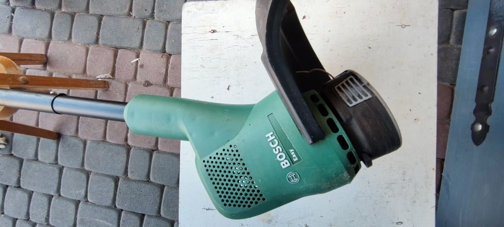 Podkaszarka akumulatorowa Bosch EasyGrassCut 18-230
