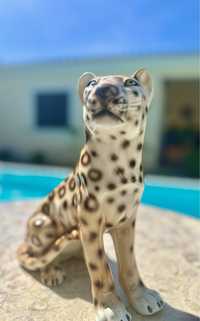 Leopardo em ceramica