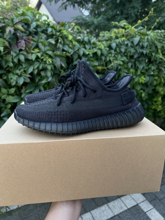 Adidas Yeezy Boost 350 V2 Onyx sneakersy buty czarne 41 1/3