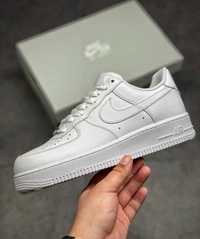 Nike Air Force 1 '07 White  40