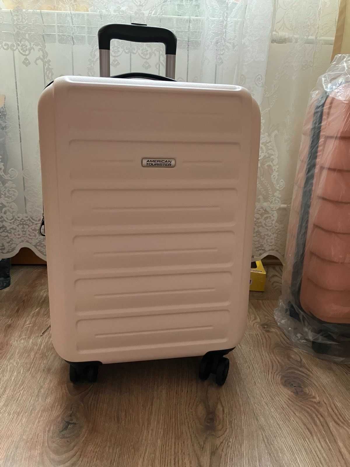 Пудровый чемодан american tourister блестящий, антиударный (оригинал)