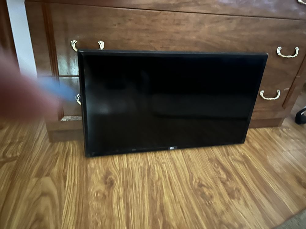 Telewizor Lg 32cale pilotw zestawie