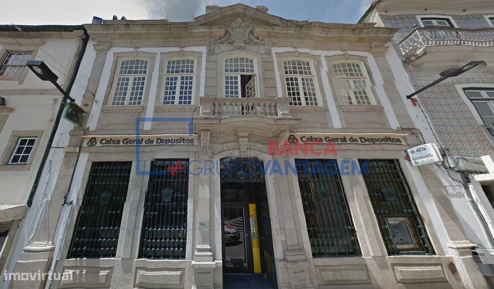 Prédio Serviços no centro de Vila Real