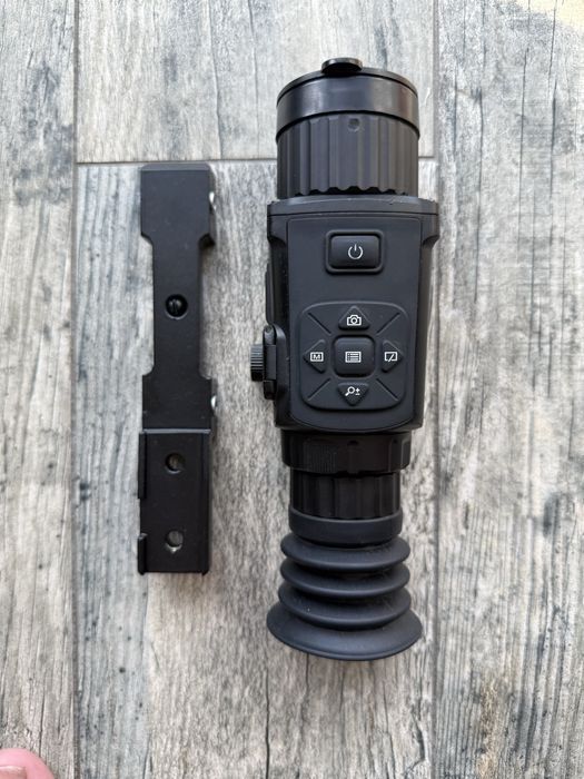 Тепловізійний приціл HikMicro Thunder TH35