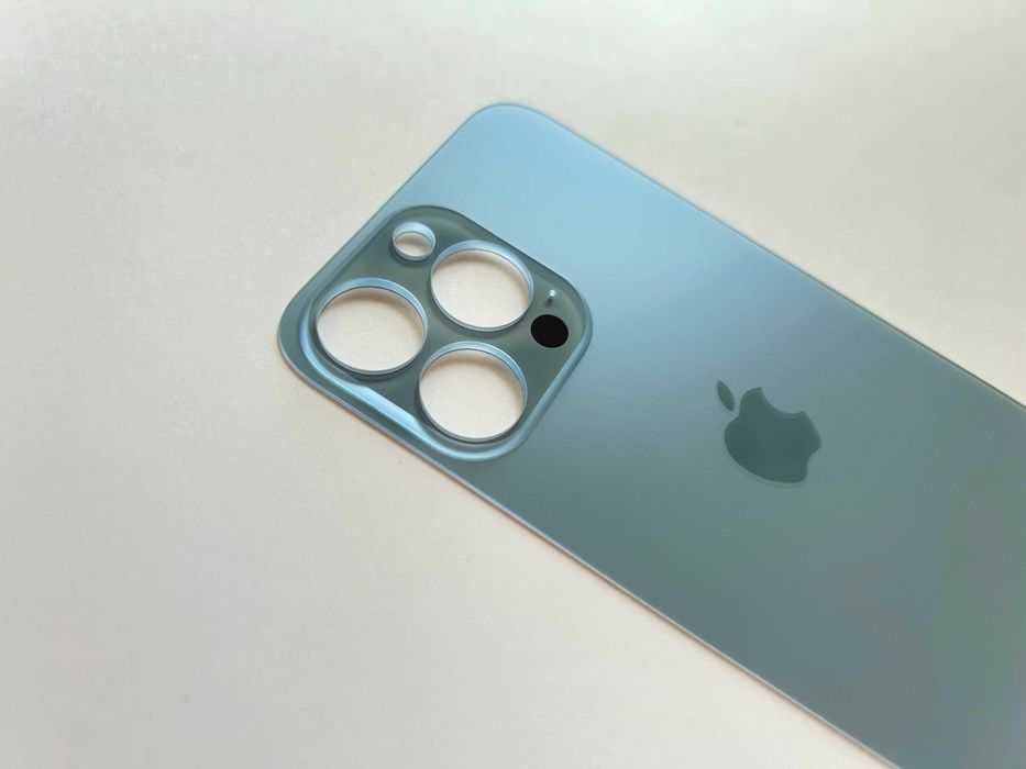 Tylna klapka Szkło Tył iPhone 13 Pro  KOLOR Błękitny/Blue big hole