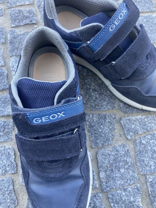 Sapatos armani + Sapatilhas geox 36