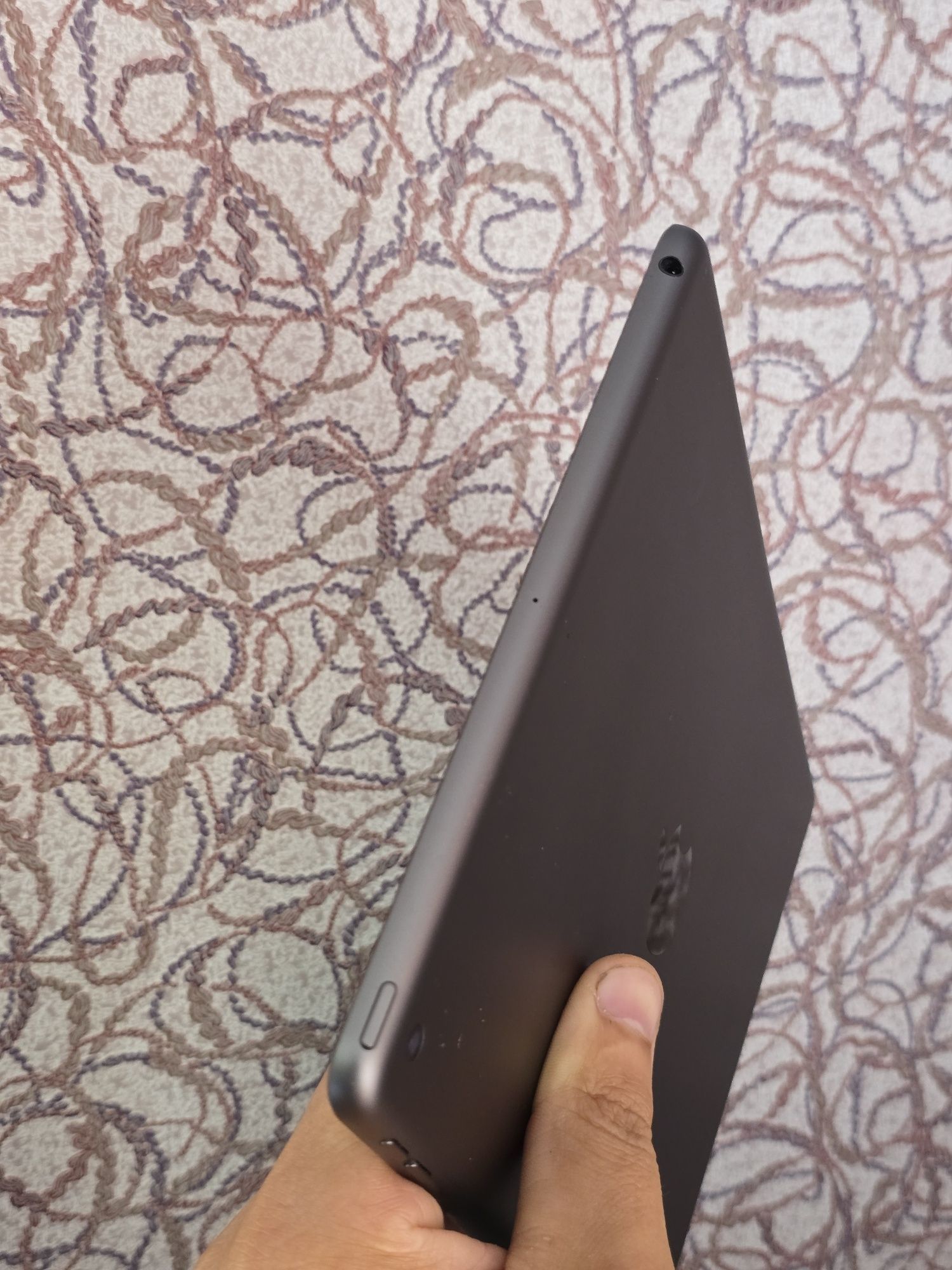 Ipad 7 128gb діагональ 10.2