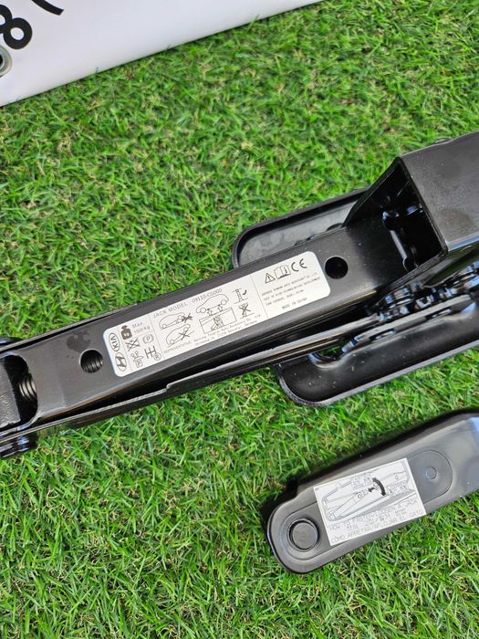 Домкрат Hyundai Staria H-1 Kia Sedona Carnival Новий Оригінал!!