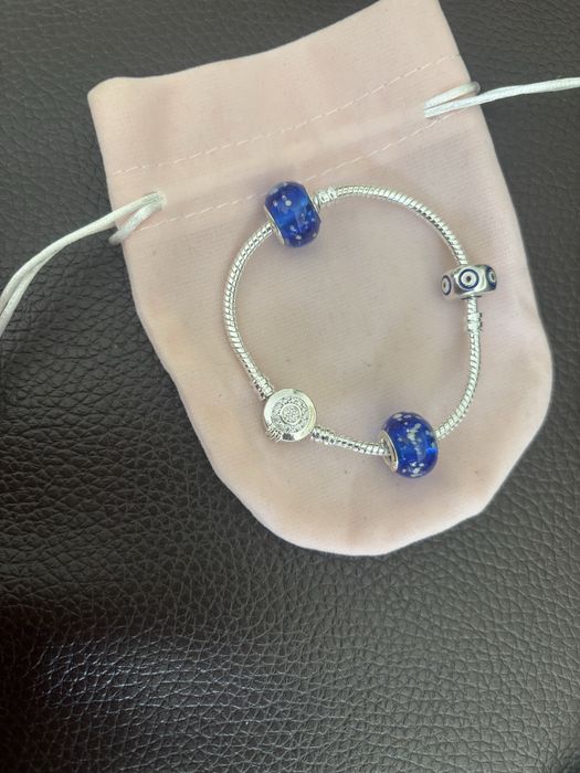 Pulseira azul tipo pandora
