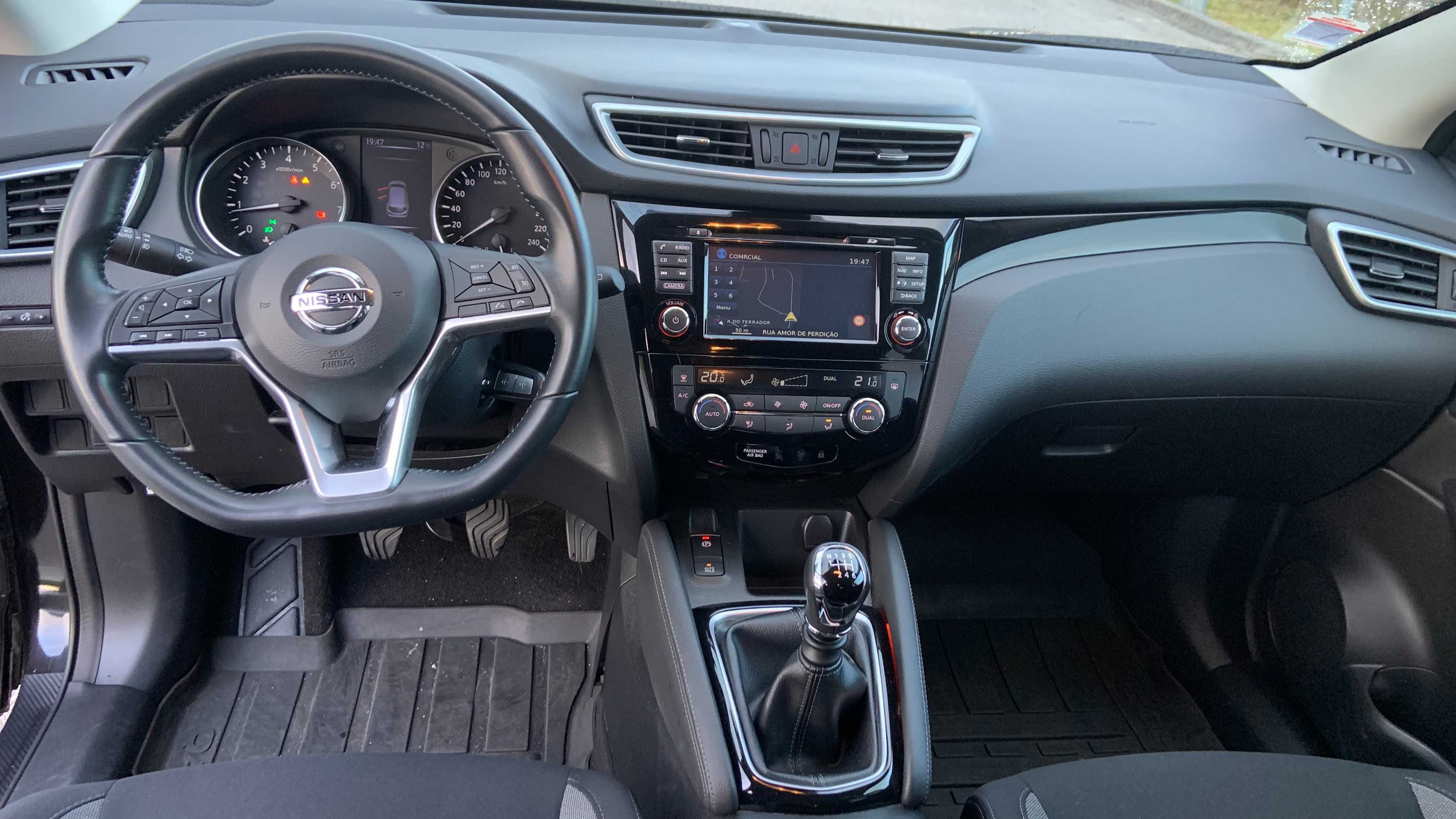 Nissan Qashqai 1.2 DIG-T Tekna Premium-24800 Kmos-Nacional-2019