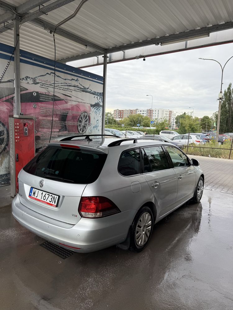 Volkswagen Golf 6 2011 1.6 !