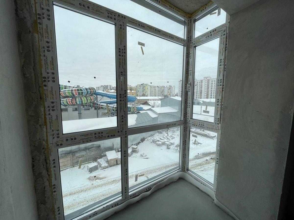 Здана квартира біля льодової арени, ЖК Козацький