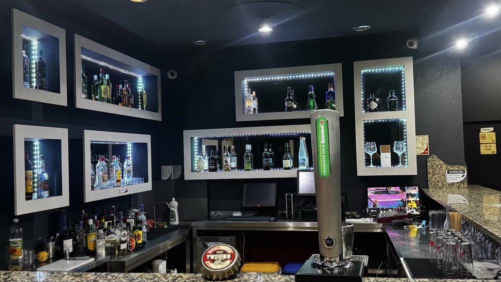 Trespasse.   Bar