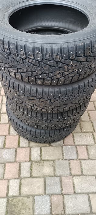 Продам зимнюю резину Nokian Nordman 7 SUV