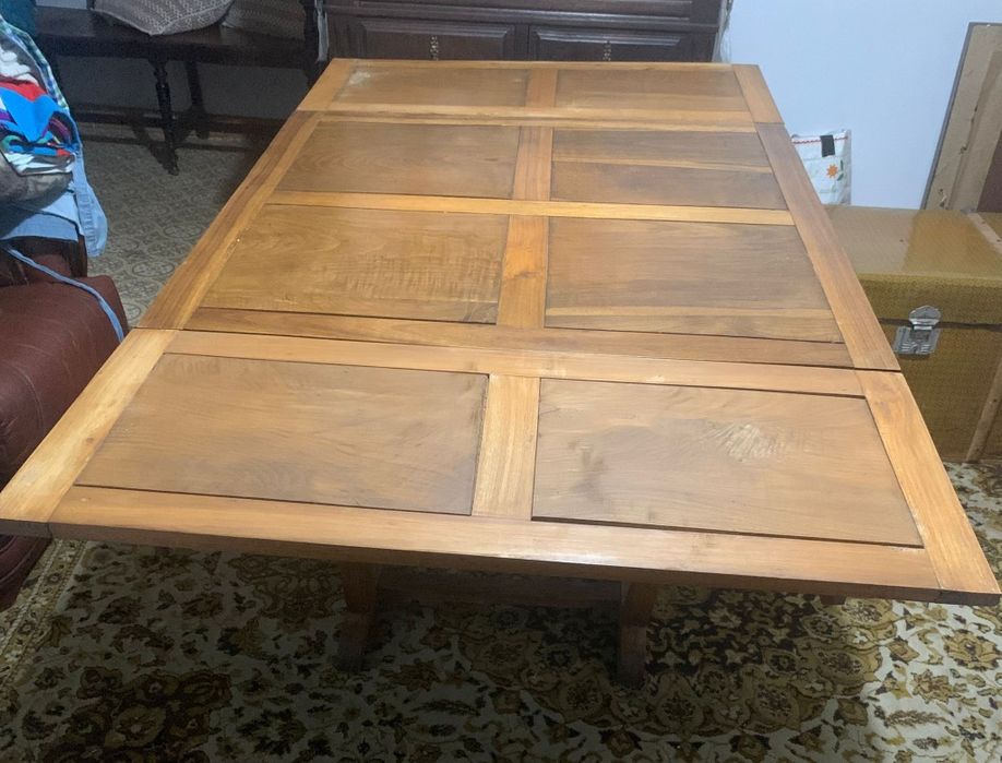 Mesa de jantar vintage e 6 cadeiras